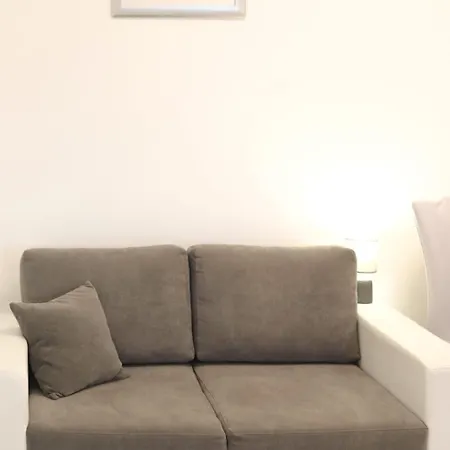 Madi Apartment *
